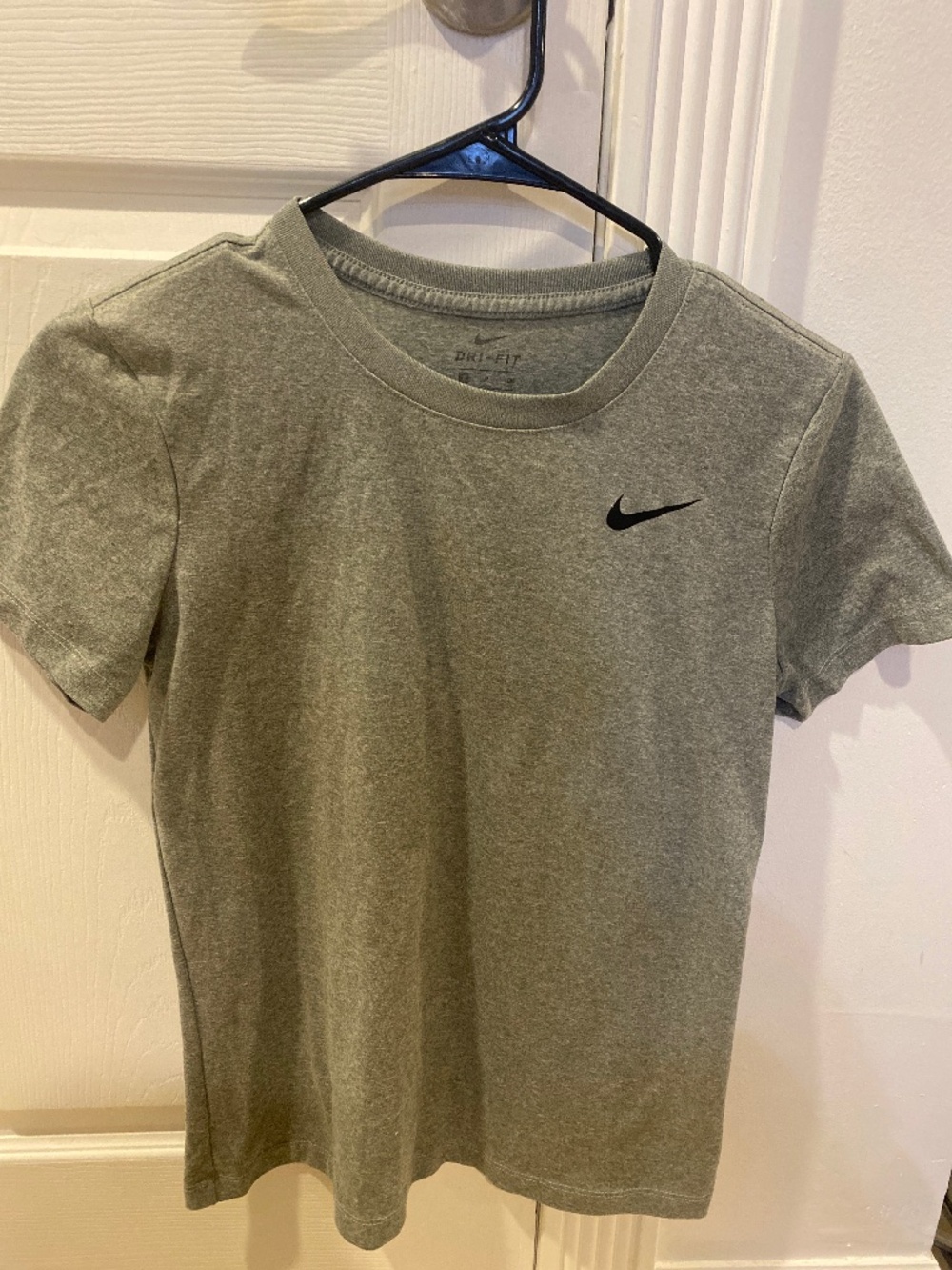 Gray Nike Dri-Fit T-shirt size S